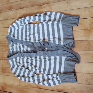 Girl's Long Sleeve Shawl